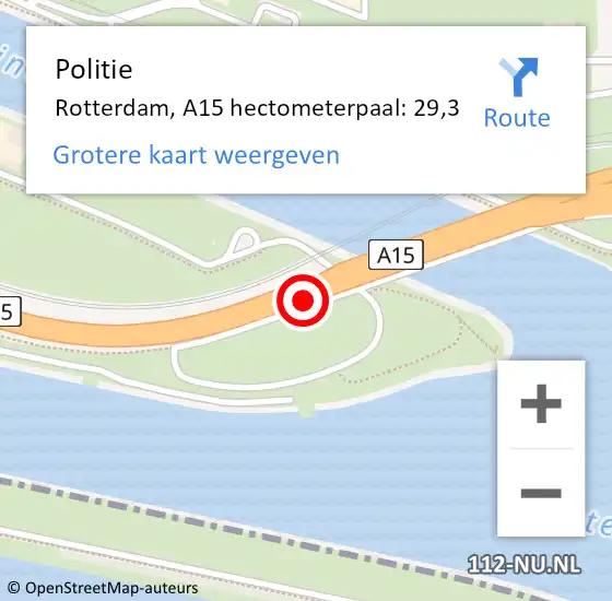 Locatie op kaart van de 112 melding: Politie Rotterdam, A15 hectometerpaal: 29,3 op 4 april 2024 15:11