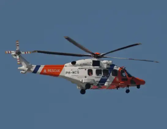 Kustwachthelikopter onderweg vanuit Rotterdam The Hague Airport | 26 april 2024 16:22